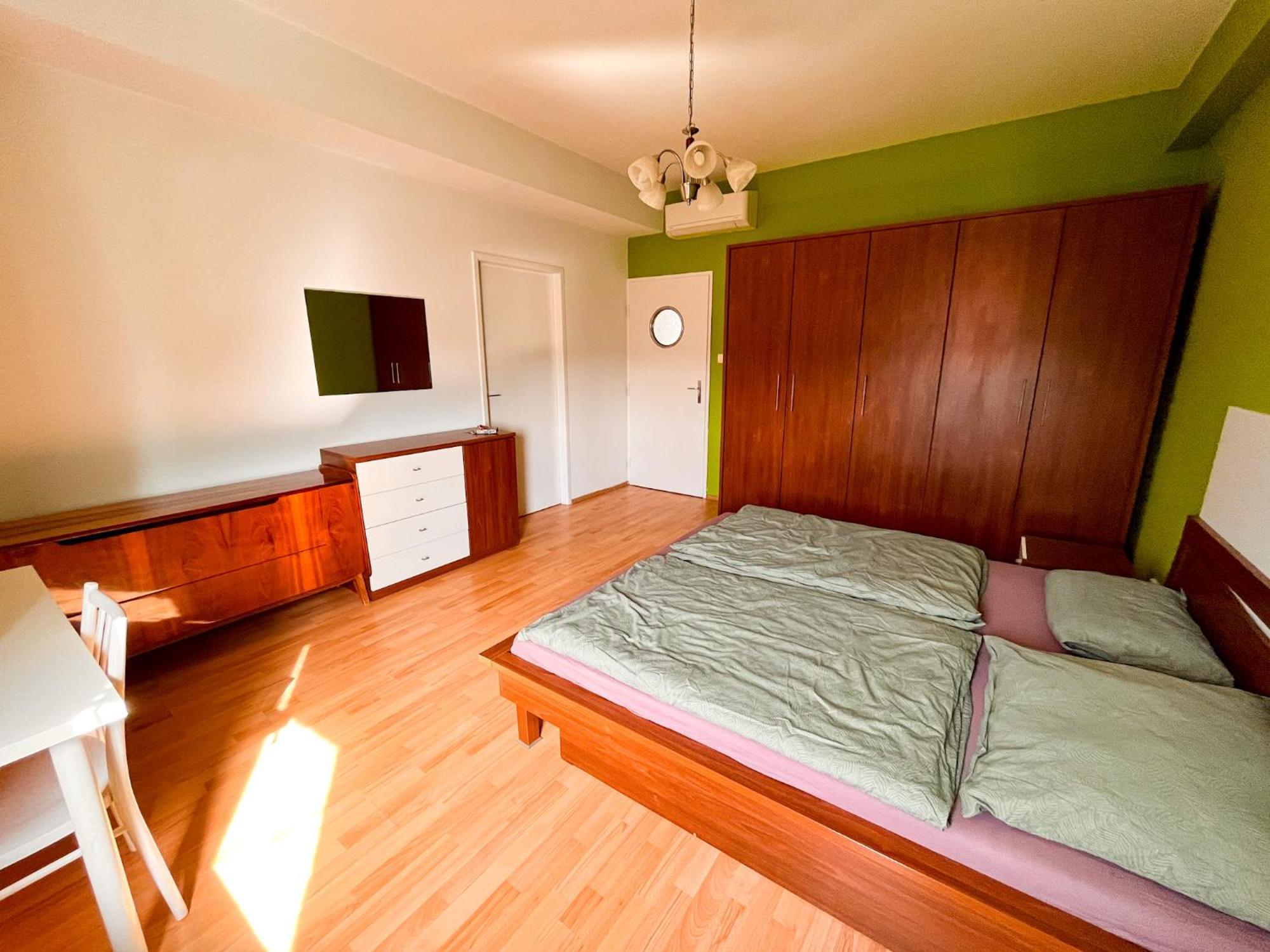 Flat With Nicest Wiew In Old Town - 3 Bedrooms, Ac Bratysława Zewnętrze zdjęcie